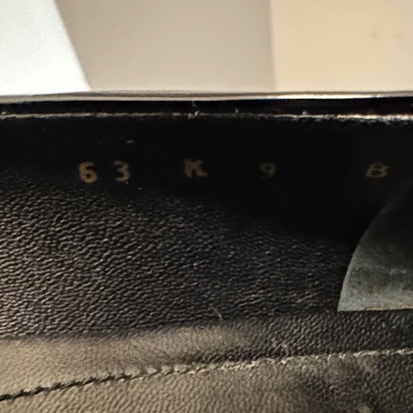 Salvatore Ferragamo Black Patent Leather Flats with Ferragamo Signature Bow, 9B - Picture 10 of 15